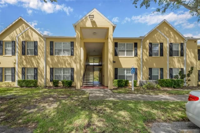 MLS: O6343243 Condo For Sale