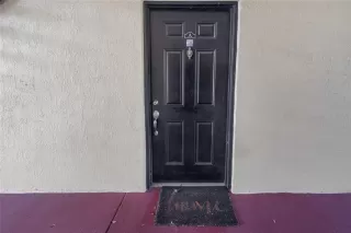 Photo #1: O6343243 Listing