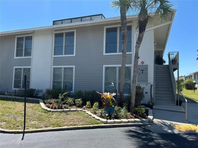 MLS: O6343252 Condo For Sale