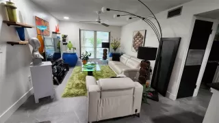 Photo #5: O6343252 Listing