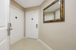 Photo #2: O6343568 Listing