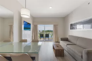 Photo #4: O6343568 Listing