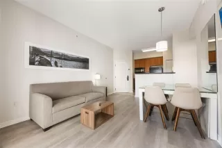 Photo #5: O6343568 Listing