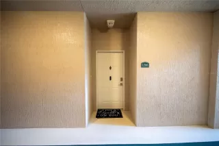 Photo #2: O6343612 Listing 