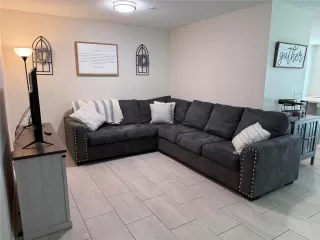 Photo #3: O6343878 Listing