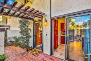 Photo #3: O6344058 Listing