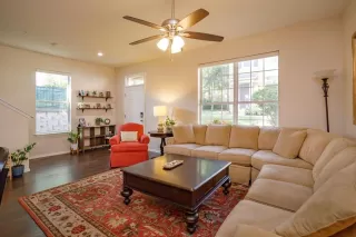 Photo #4: O6344138 Listing