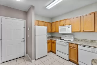 Photo #4: O6344207 Listing