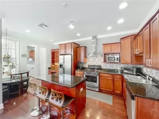 Photo #2: O6344260 Listing