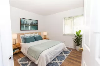 Photo #3: O6344347 Listing