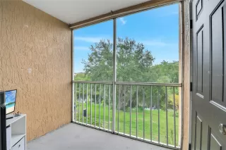 Photo #2: O6344452 Listing