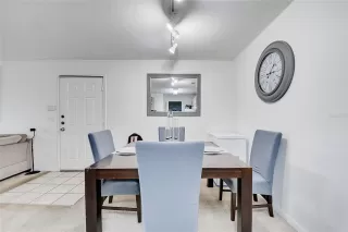 Photo #6: O6344452 Listing