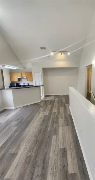 Photo #3: O6344650 Listing 