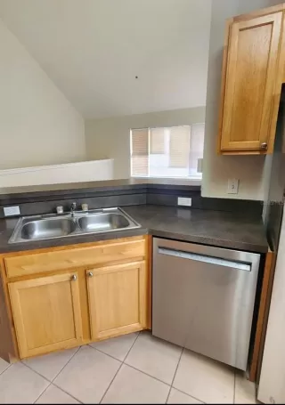 Photo #5: O6344650 Listing 