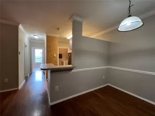 Photo #3: O6344667 Listing