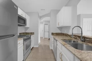 Photo #4: O6344762 Listing 