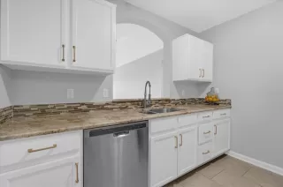 Photo #6: O6344762 Listing 