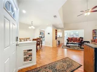 Photo #6: O6344807 Listing 