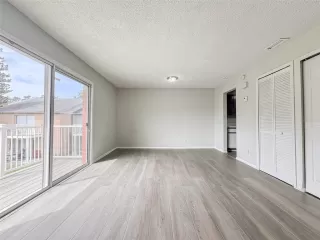 Photo #1: O6344876 Listing