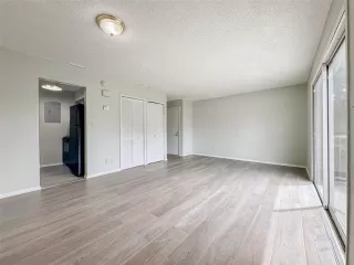 Photo #2: O6344876 Listing