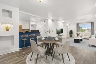 Photo #1: O6344983 Listing 