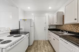 Photo #6: O6344983 Listing 