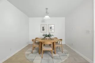 Photo #5: O6345274 Listing