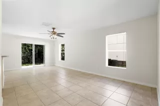 Photo #6: O6345274 Listing