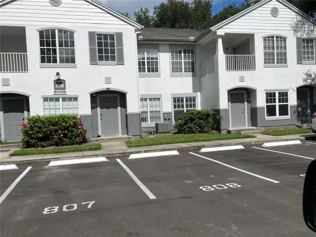 MLS: O6345291 Condo For Sale