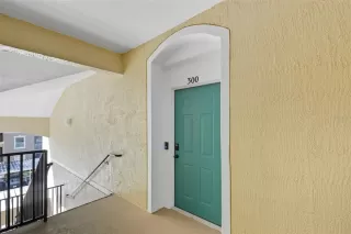 Photo #1: O6345297 Listing