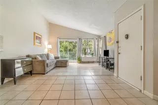 Photo #3: O6345408 Listing 