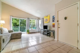 Photo #5: O6345408 Listing 