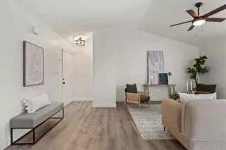 Photo #3: O6345808 Listing