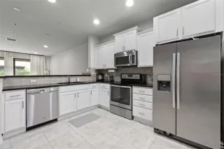 Photo #1: O6345816 Listing 