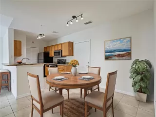 Photo #2: O6346050 Listing