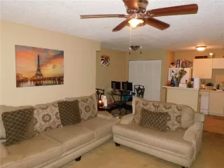 Photo #4: O6346124 Listing 