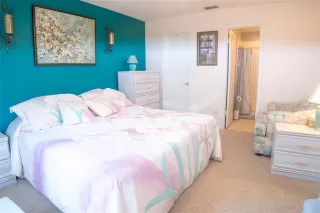 Photo #6: O6346141 Listing