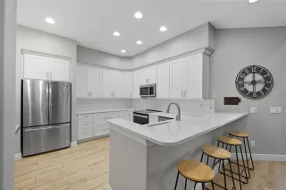 Photo #4: O6346213 Listing 