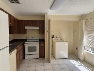 Photo #2: O6346554 Listing