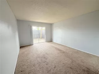 Photo #4: O6346574 Listing