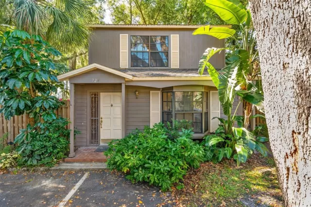 MLS: O6346663 Condo For Sale