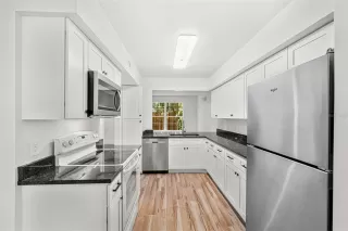 Photo #5: O6346663 Listing 