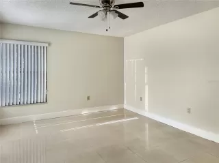 Photo #6: O6346672 Listing