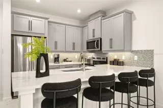 Photo #1: O6346951 Listing 