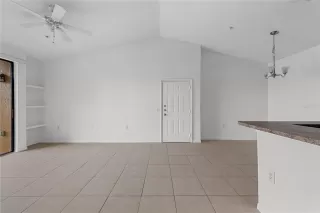 Photo #5: O6347079 Listing