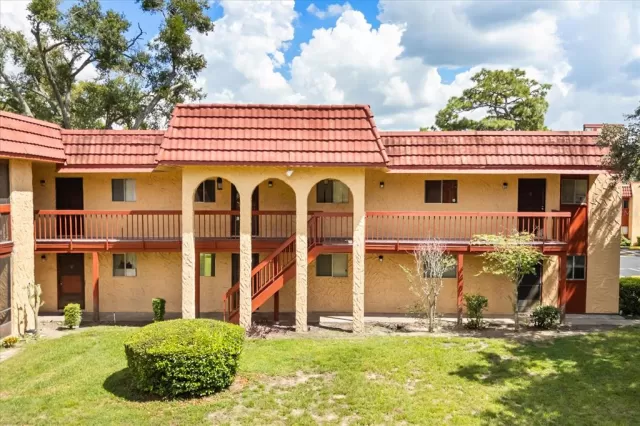 MLS: O6347166 Condo For Sale