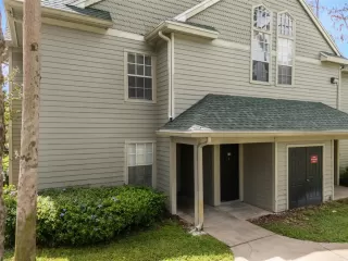 Photo #1: O6347187 Listing