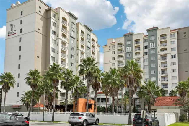 MLS: O6347238 Condo For Sale