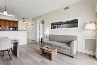 Photo #4: O6347238 Listing 