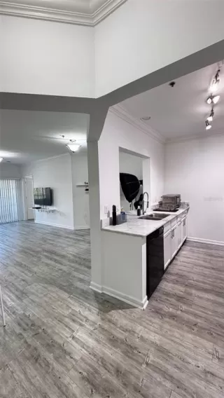 Photo #2: O6347247 Listing 